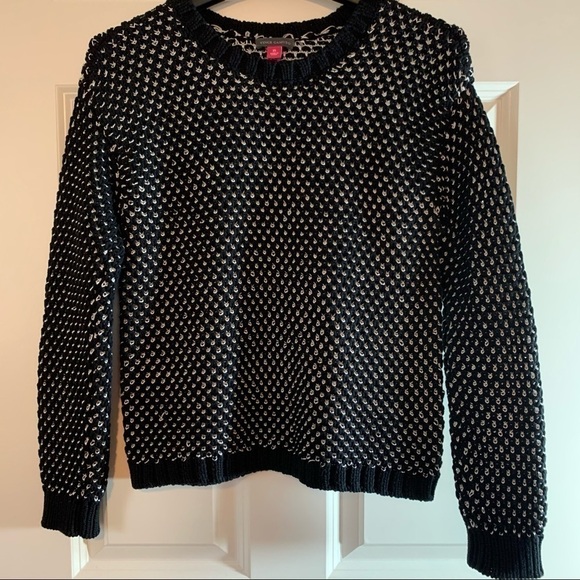 Vince Camuto Sweaters - Vince Camuto textured black white crew neck pullover sweater XS